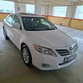 Toyota Camry 2010
