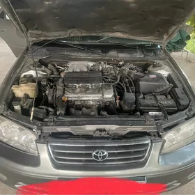 Toyota Camry 1997