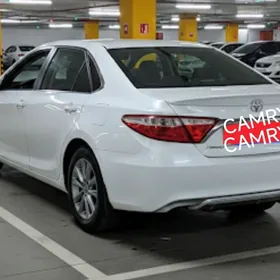 Toyota Camry 2017