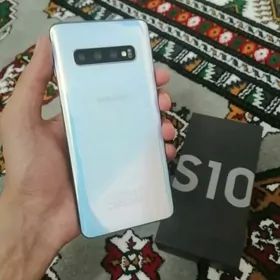 Samsung S10 8/128Gb