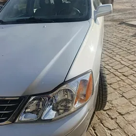 Toyota Avalon 2003