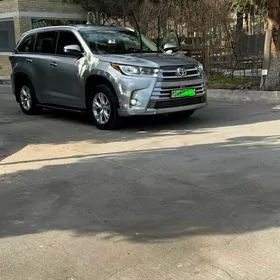 Toyota Highlander 2017