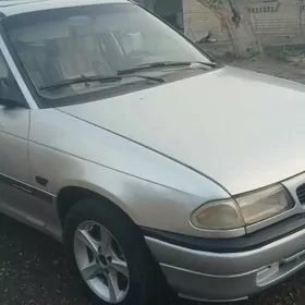 Opel Astra 1992
