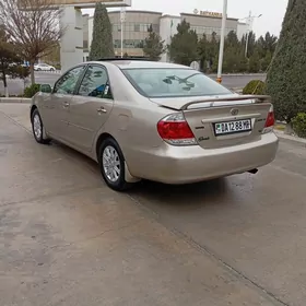 Toyota Camry 2003