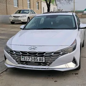 Hyundai Elantra 2021