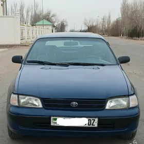 Toyota Carina 1995