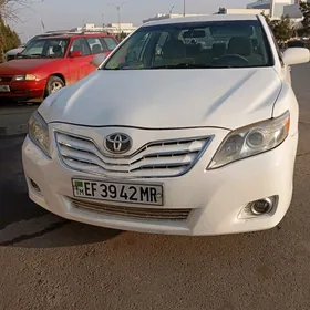 Toyota Camry 2010