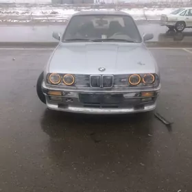 BMW 325 1989