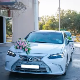 Lexus ES 350 2020
