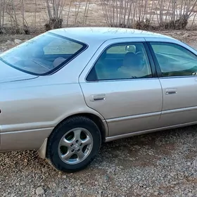 Toyota Camry 1998