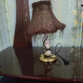 на строгая лампа  ночник