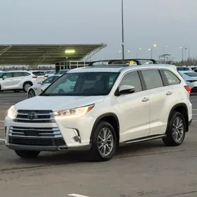 Toyota Highlander 2018