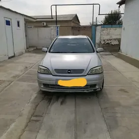Opel Astra 2000