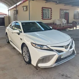 Toyota Camry 2022