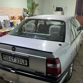 Opel Omega 1992