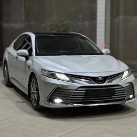 Toyota Camry 2023