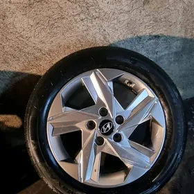 Hyundai elantra 16lyk