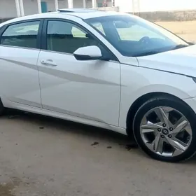 Hyundai Elantra 2021