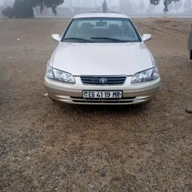 Toyota Camry 1999