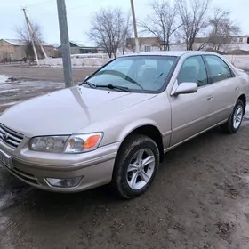 Toyota Camry 2000