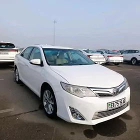 Toyota Camry 2012
