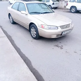 Toyota Camry 1998
