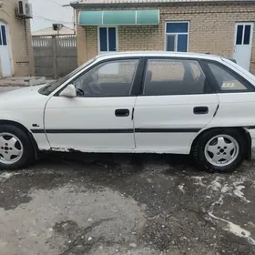Opel Astra 1992