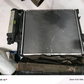 Радиатор от бмв