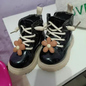 Gyz çaga aýakgaplar