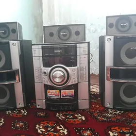 Музыкальный центр SONY 5V1