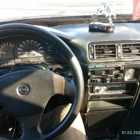 Opel Vectra 1990
