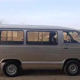 Toyota Hiace 1990