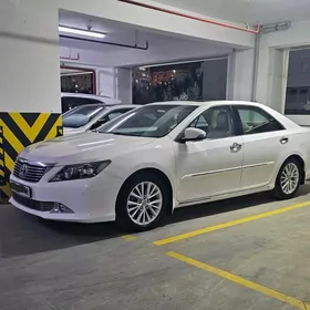 Toyota Aurion 2016