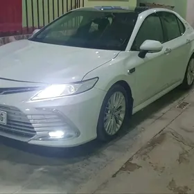 Toyota Camry 2018