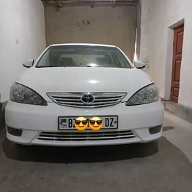 Toyota Camry 2004
