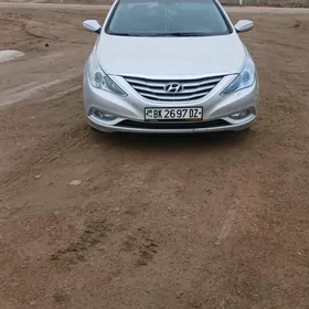 Hyundai Sonata 2013