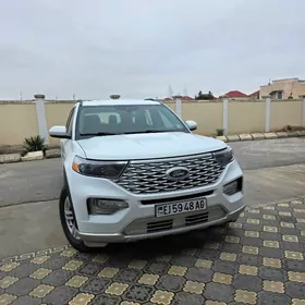 Ford Explorer 2023