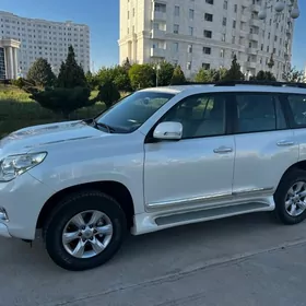 Toyota Land Cruiser Prado 2011