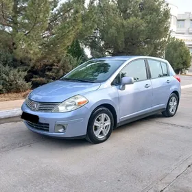 Nissan Versa 2010