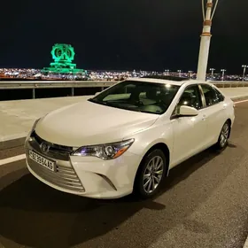 Toyota Camry 2017