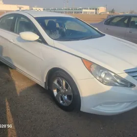 Hyundai Elantra 2010