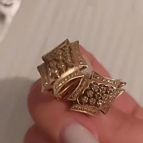 satlyk gyzyl gulakhalka