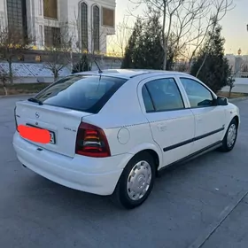 Opel Astra 2003