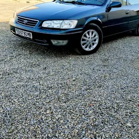 Toyota Camry 2000