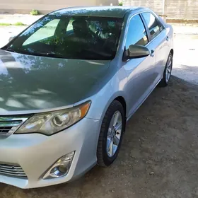 Toyota Camry 2013