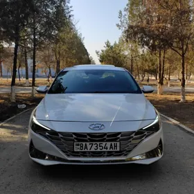 Hyundai Elantra 2021