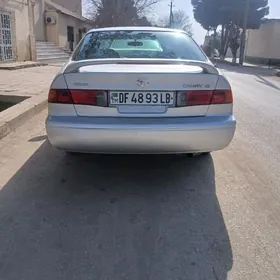Toyota Camry 2000
