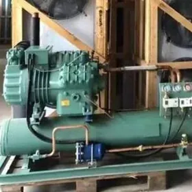 isparitel holodilnik