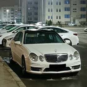 Mercedes-Benz E320 2003