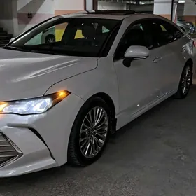 Toyota Avalon 2019